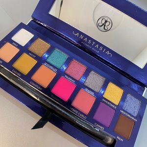 BNIB Anastasia Beverly Hills Riviera Palette